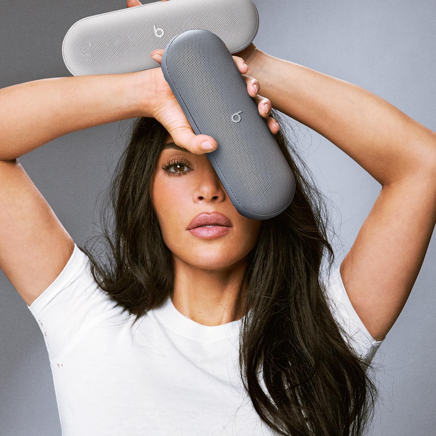Beats Pill x Kim Kardashian Bezprzewodowy głośnik Bluetooth – Ciemnoszary (Dark Gray)