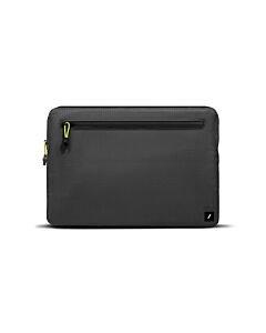 Native Union Ultralight Sleeve Etui ochronne do Macbook Pro 16 - Czarne