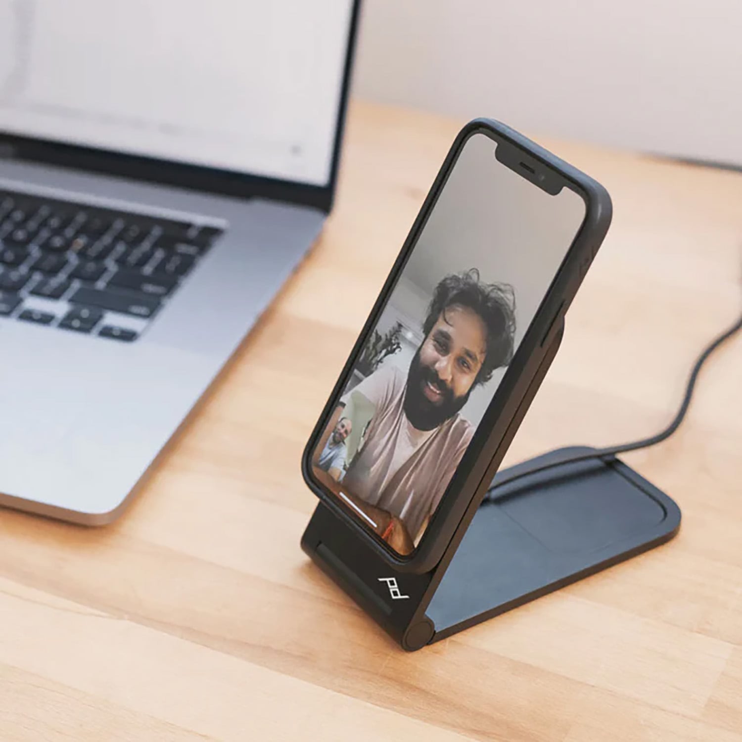 Peak Design Mobile Magnetyczna podstawka z bezprzewodowym ładowaniem do iPhone v2 - Czarna